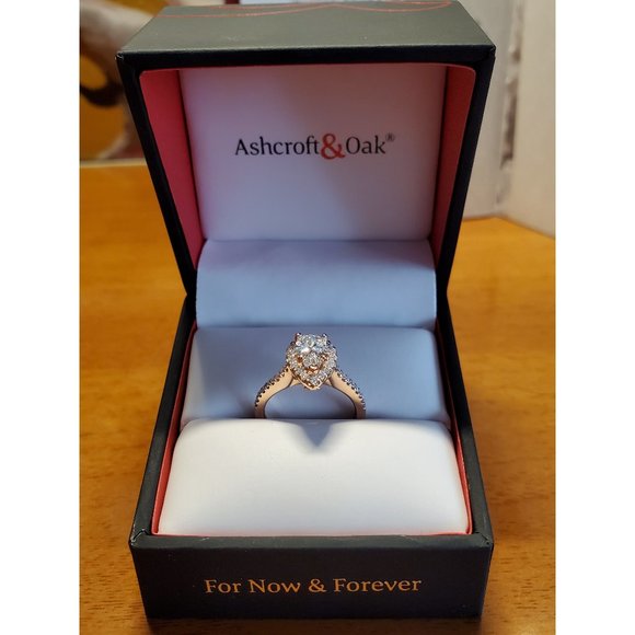 Ashcroft & Oak Jewelry - NWT✔ 14K Gabriel Pear Shaped Halo Wedding Ring